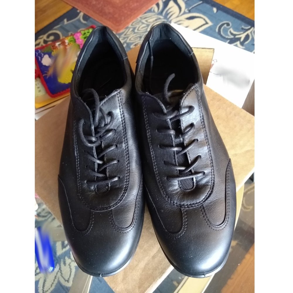 Ecco Soft Lace Up Oxford Walking Shoes 40 EUC